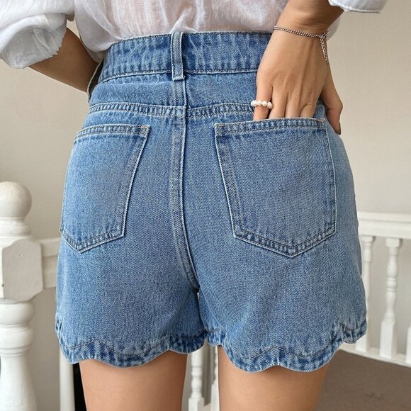 Blue Casual Womens Slant Pocket Scallop Trim Denim Shorts - Picture 2 of 5